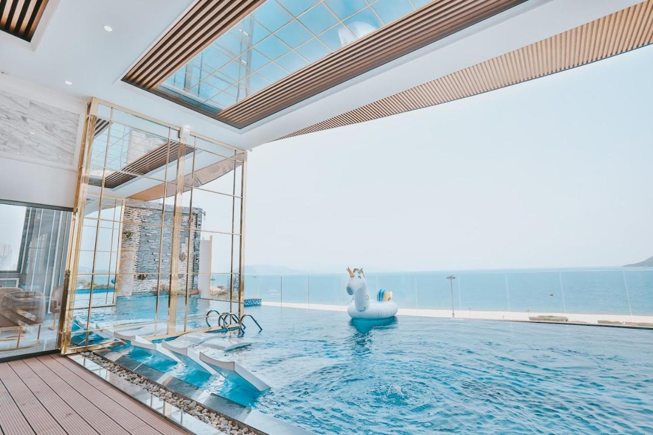 La Vague Hotel Nha Trang Exterior photo